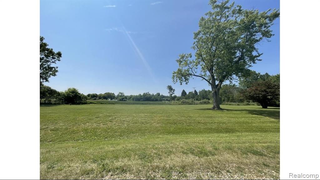 9507 Modena Farms, South Lyon, MI 48178 — Photo 4