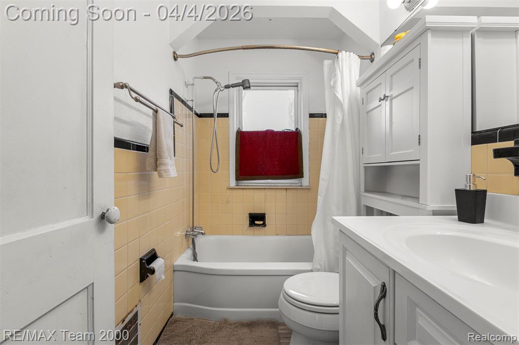25521 Stanford Street, Dearborn Heights, MI 48125 — Photo 25