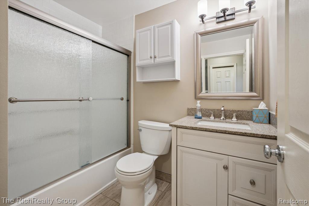 39640 ROCKCREST Lane, Northville, MI 48168 — Photo 16
