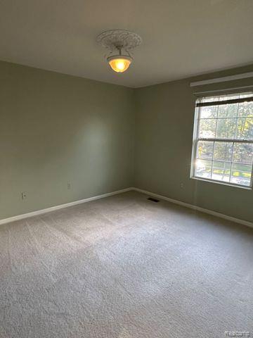 4038 WORTHINGTON Drive, Troy, MI 48085 — Photo 14