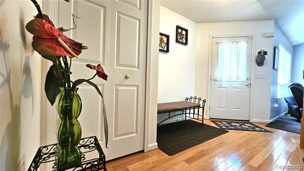 8883 Redstone Drive, 2, Pinckney, MI 48169 — Photo 2