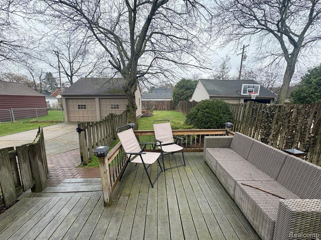 409 Belanger Street, Grosse Pointe Farms, MI 48326 — Photo 31