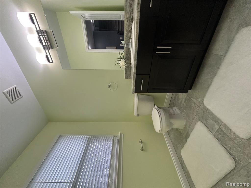 23507 King Drive, Clinton Twp, MI 48035 — Photo 9