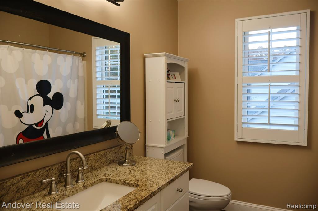 4161 Dunes Parkway, Norton Shores, MI 49441 — Photo 32