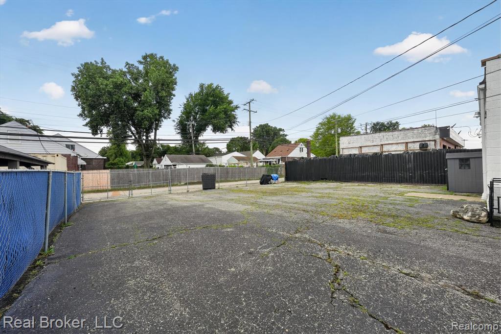 22713-22715 Plymouth Road, Redford, MI 48239 — Photo 48
