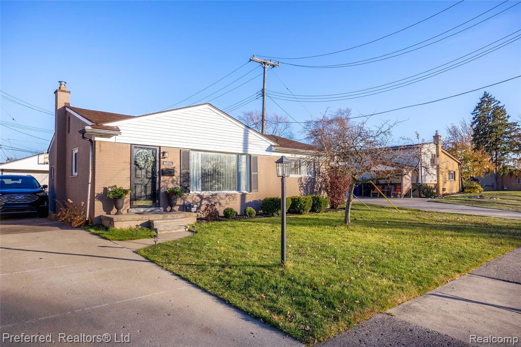 8516 N Hubbard Street, Westland, MI — Photo 3