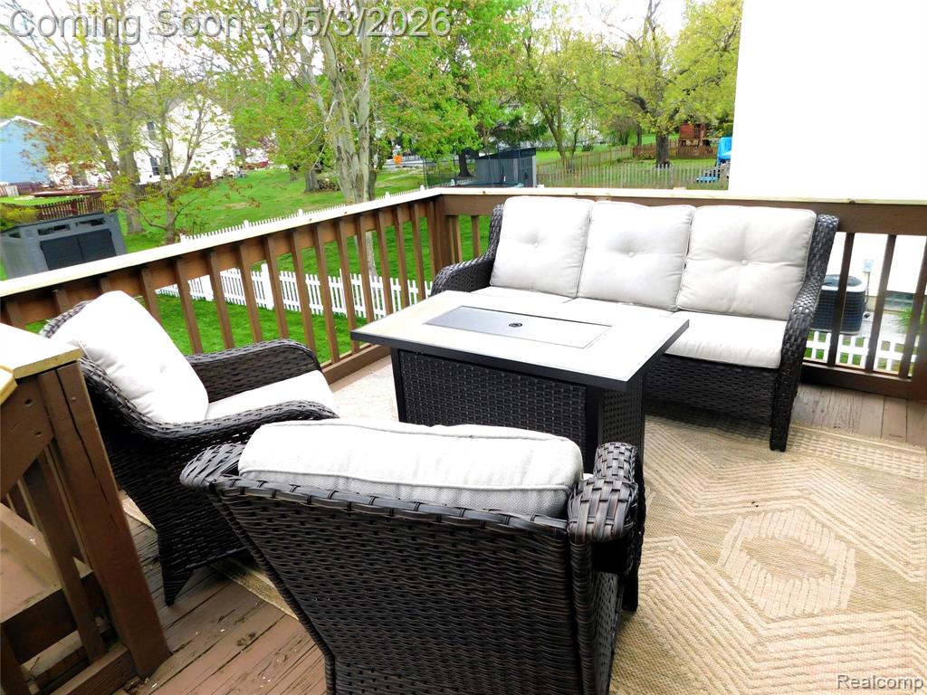 3329 Millcrest Drive, Lake Orion, MI — Photo 10