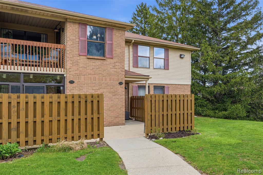 19145 Surrey Lane, Northville, MI 48167 — front exterior