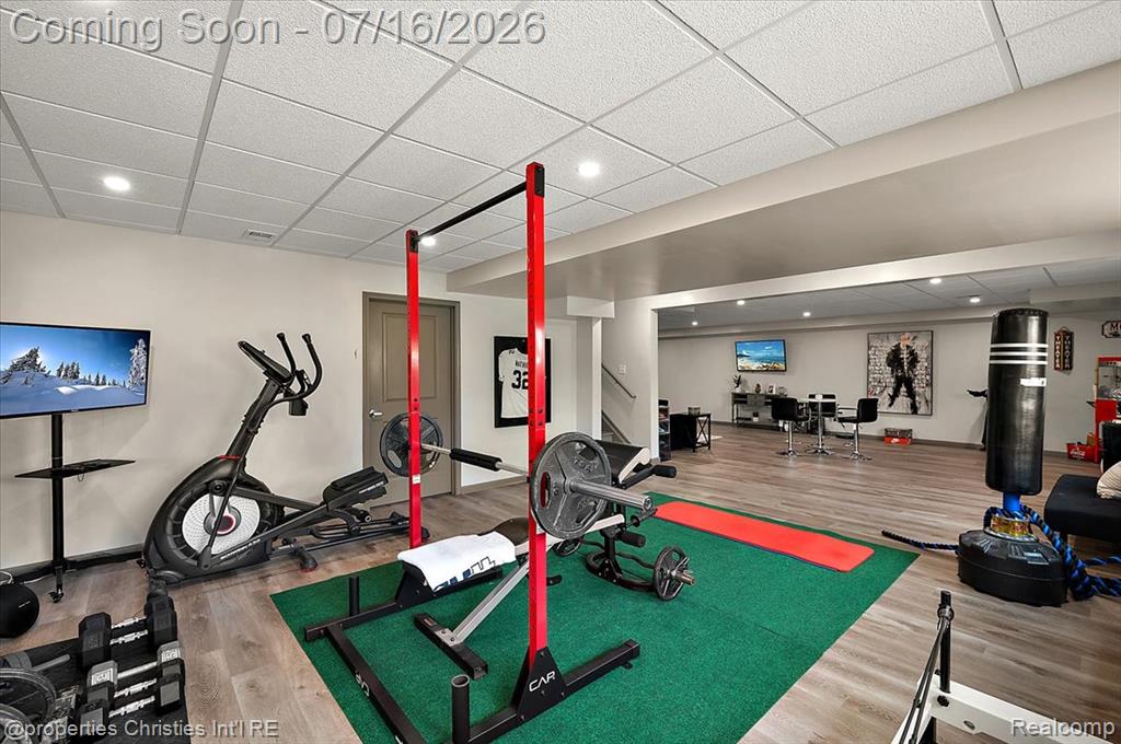 50026 Alden, Canton, MI 48188 — Photo 44