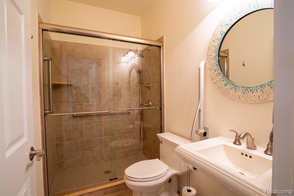 5653 Trail Side Lane, 9, Whitmore Lake, MI 48189 — Photo 19