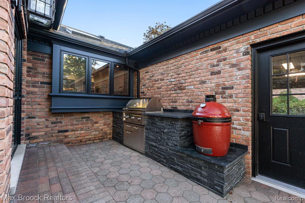 4165 NEARBROOK Road, Bloomfield Hills, MI 48302 — Photo 41
