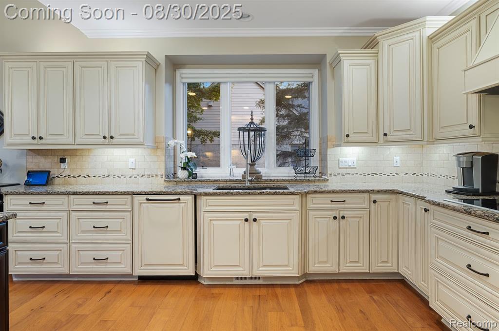 50173 Thetford Court W, Canton, MI 48187 — Photo 16