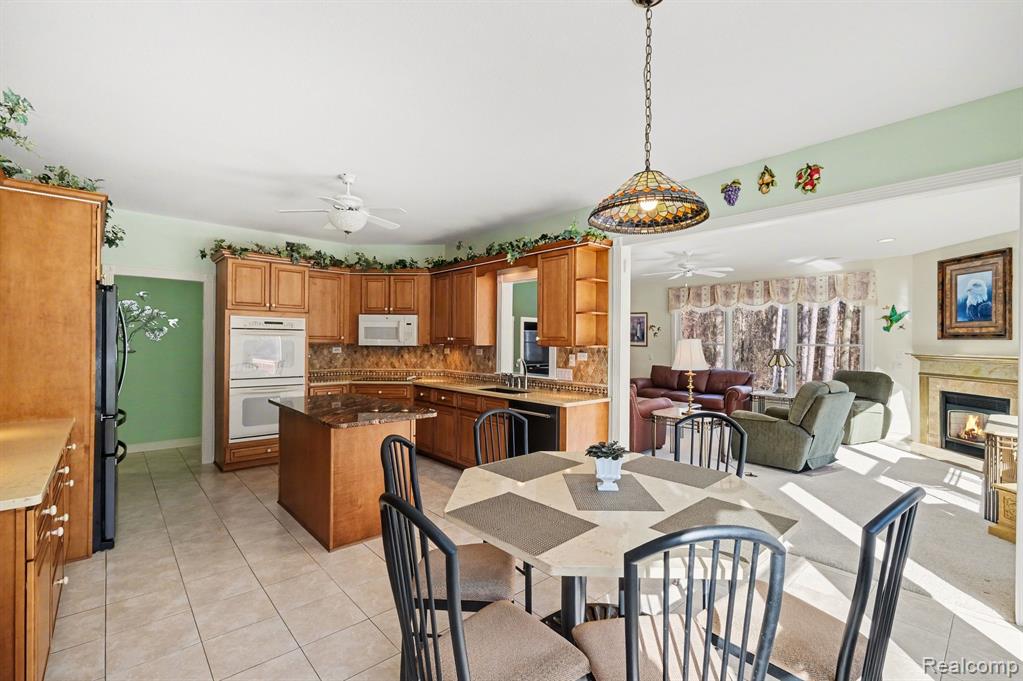 2215 Ridgemoor Court, Burton, MI 48509 — Photo 17