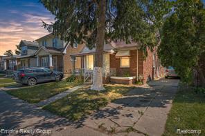 11090 Saint Patrick, Detroit, MI 48205