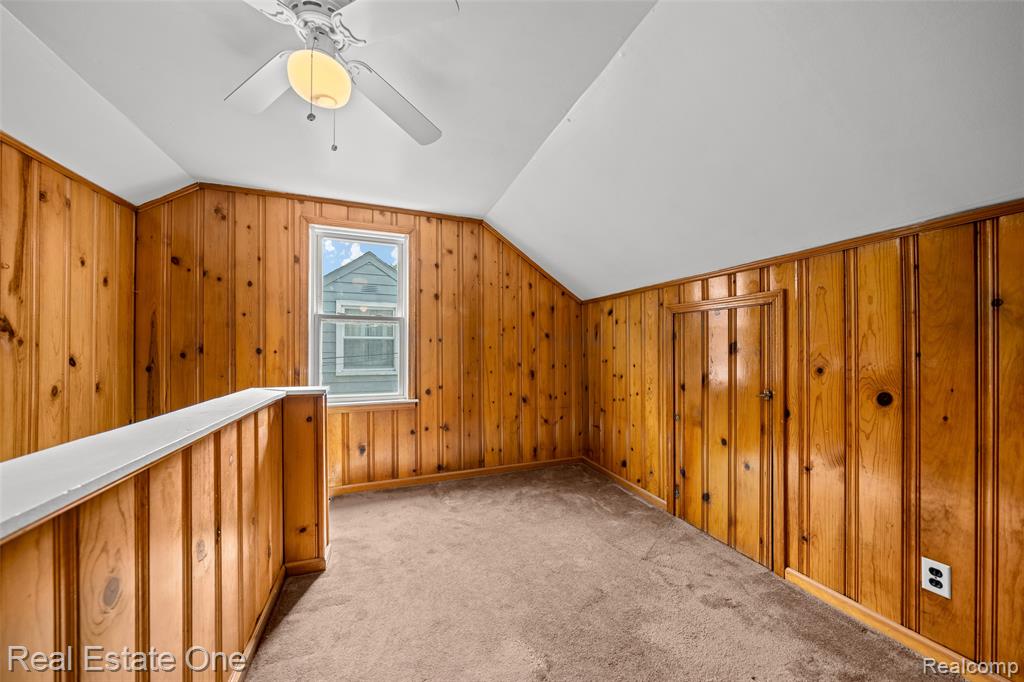 816 N Kenwood Avenue, Royal Oak, MI 48067 — Photo 23