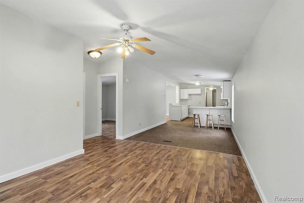 1295 W Cook Road, Grand Blanc, MI, 48439