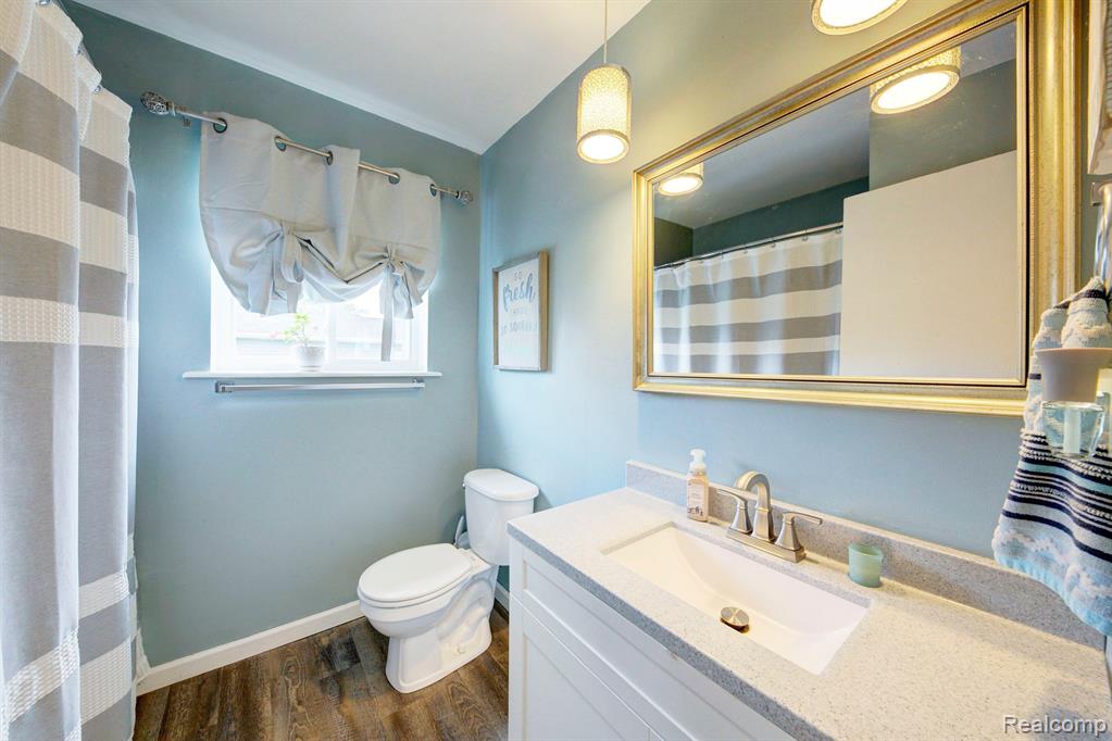 42208 HAYES Street, Belleville, MI 48111 — Photo 15