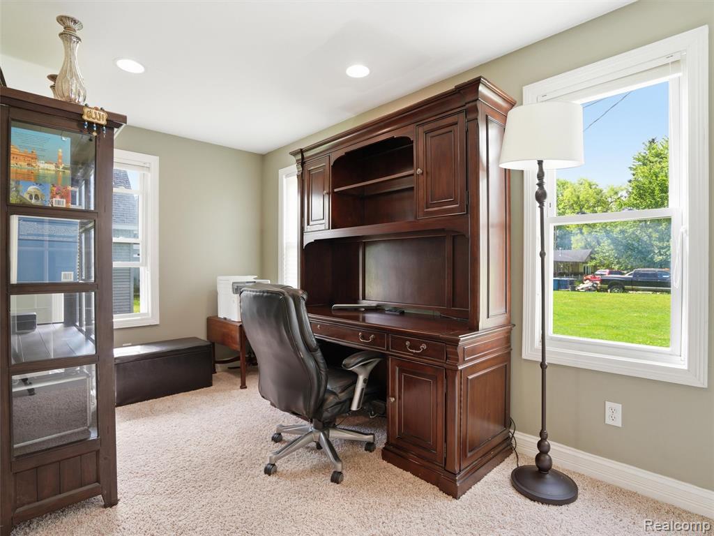 5556 Ormond Road, White Lake, MI 48383 — Photo 17