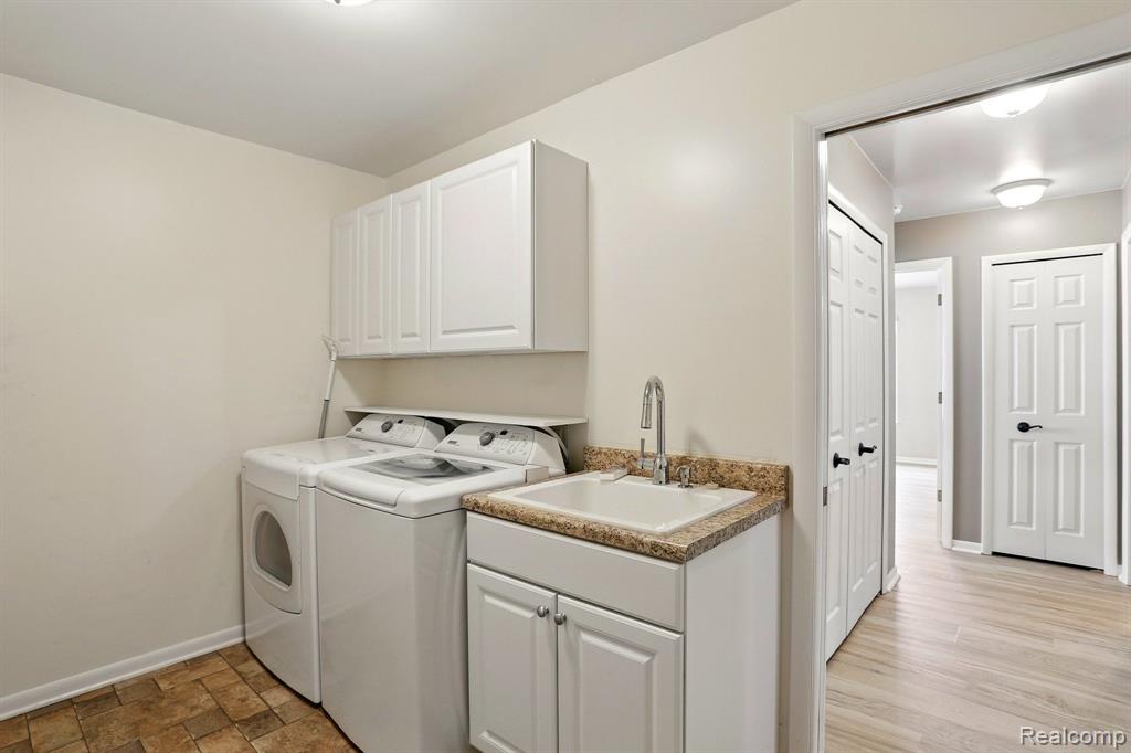 6470 Stonehearth Pass, Grand Blanc, MI 48439 — Photo 10