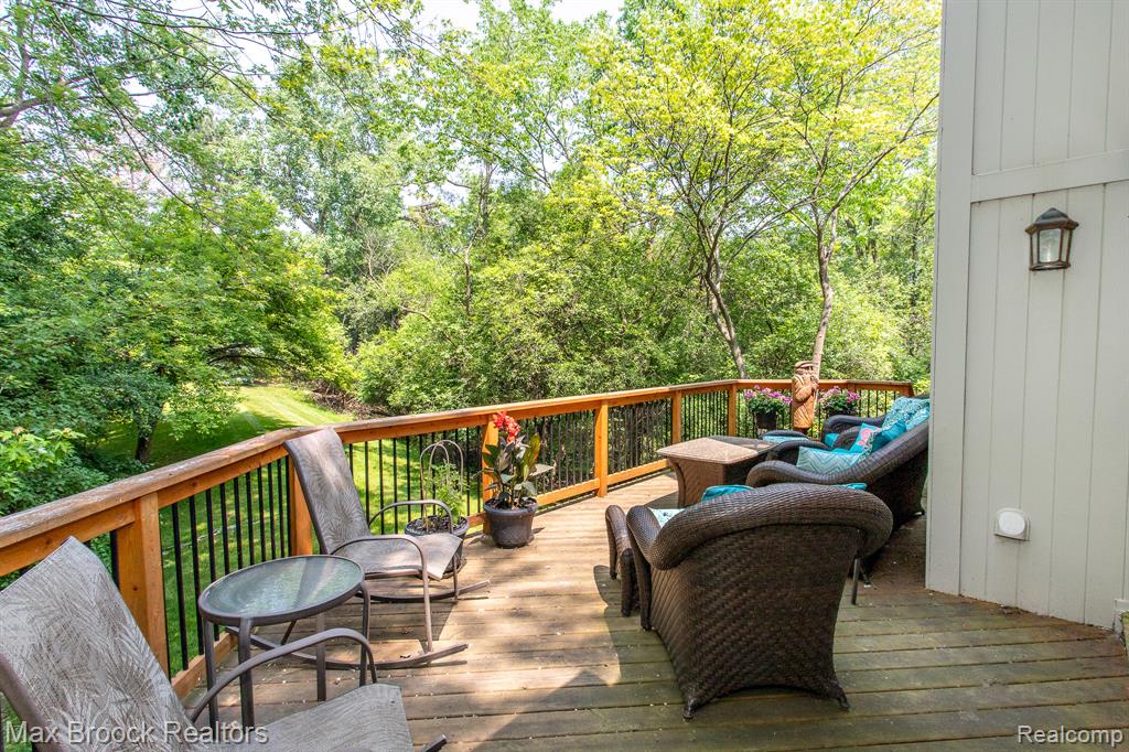 6524 Pleasant Lake Court, West Bloomfield, MI — Photo 65