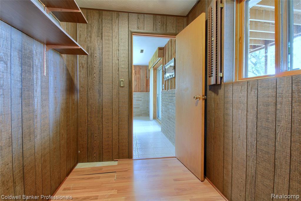 11770 Sunset Lane, Belleville, MI 48111 — Photo 18