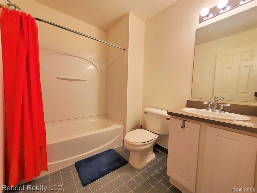 1127 BEAVER Run, Troy, MI 48083 — Photo 12