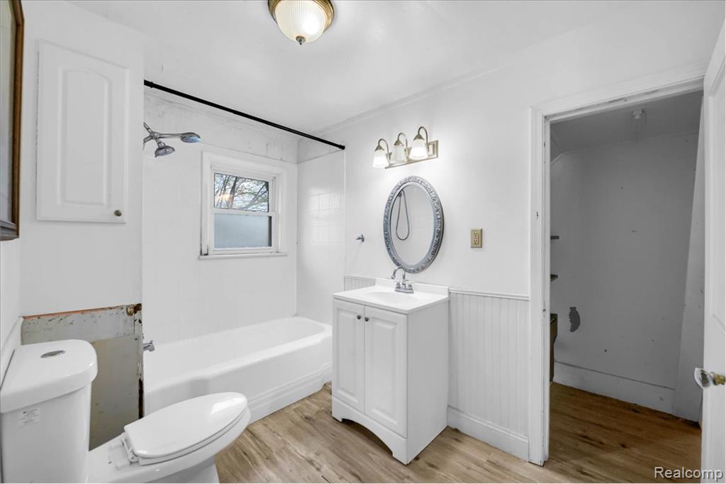 717 N Madison Street, Lapeer, MI 48446 — Photo 13