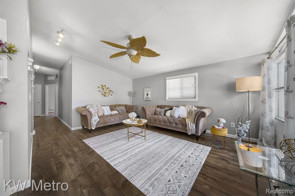 698 GOODALE Avenue, Clawson, MI — Photo 3