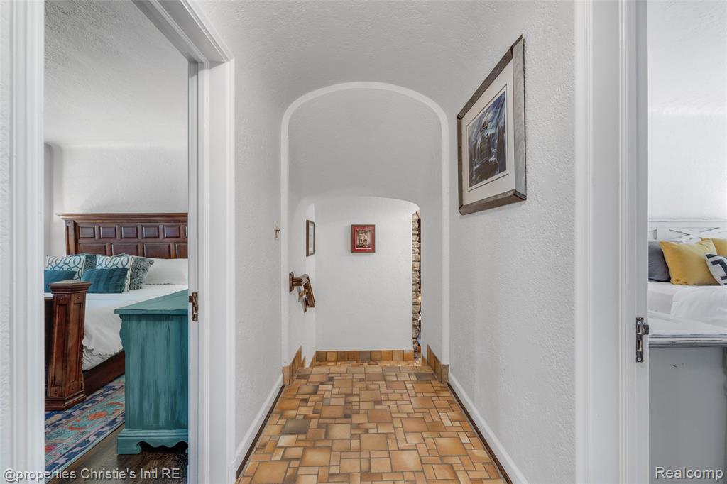 19551 Burlington Drive, Detroit, MI 48203 — Photo 44