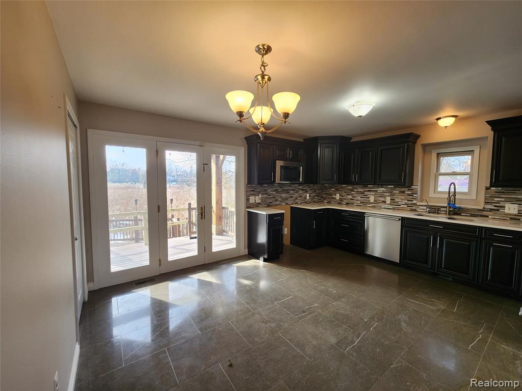 4773 Chipman Drive, Waterford, MI 48327 — Photo 9