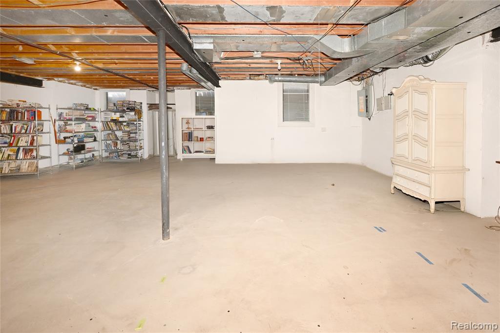 32095 SPRUCE Lane, 50, Beverly Hills, MI 48025 — Photo 30