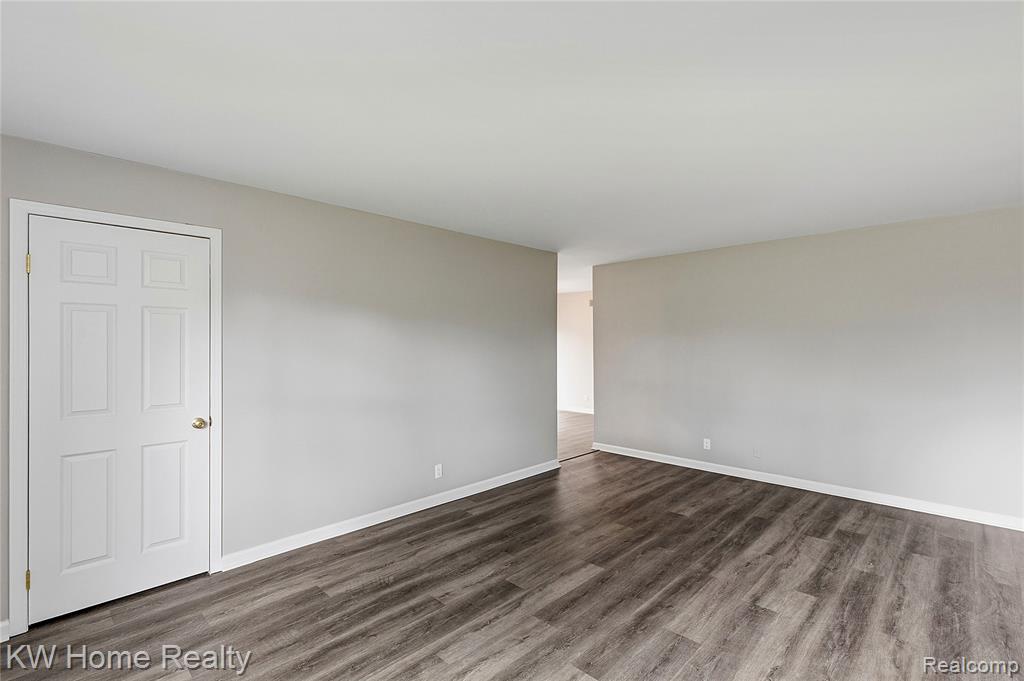 421 1st Avenue, Pontiac, MI 48340 — Photo 4