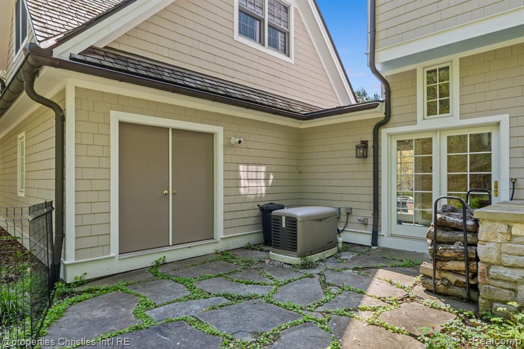 1041 Greentree Road, Bloomfield Hills, MI 48304 — Photo 67