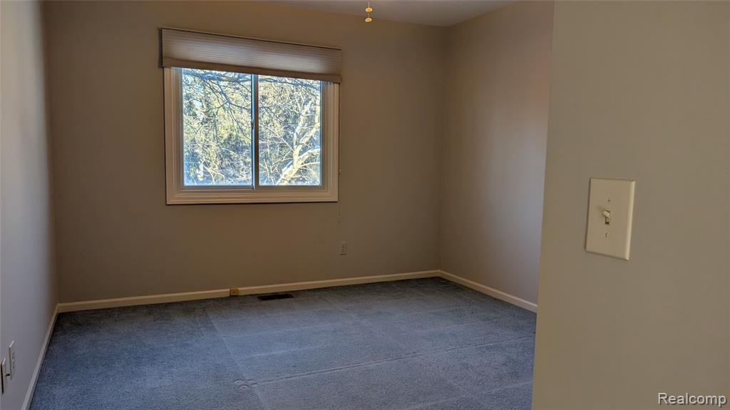 4912 OAK RIVER Drive, Troy, MI 48098 — Photo 46