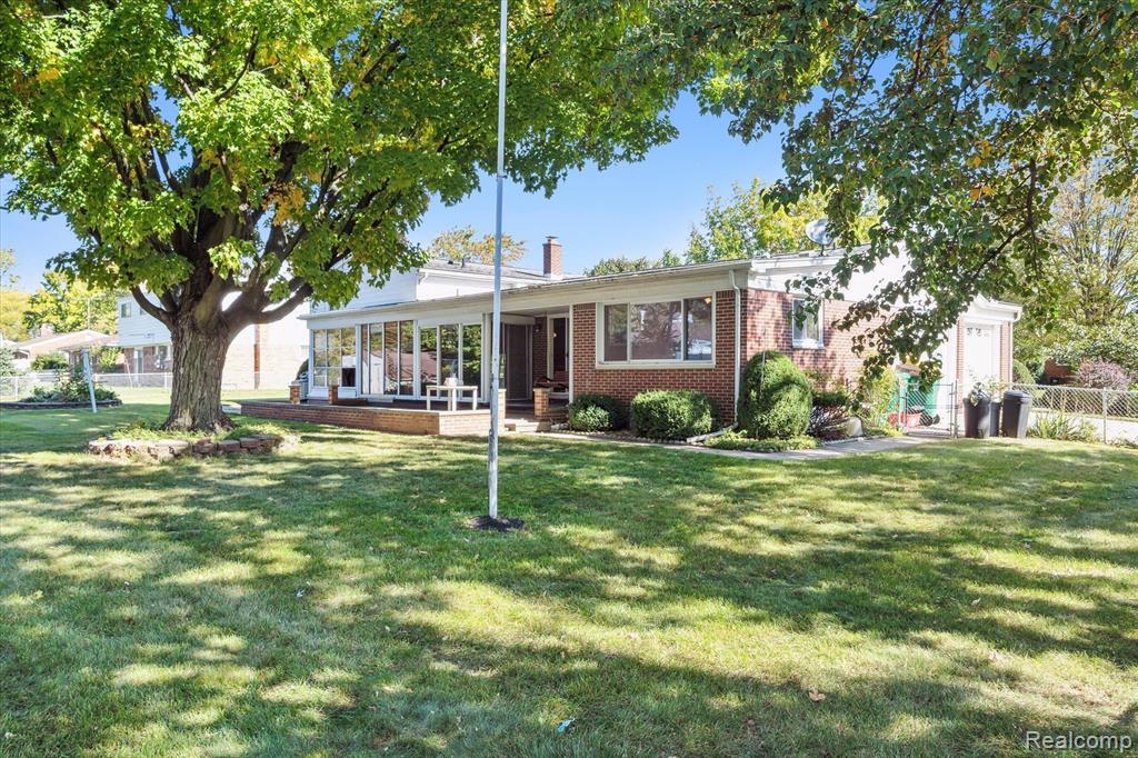 862 JUNEAU Road, Ypsilanti, MI 48198 — Photo 49