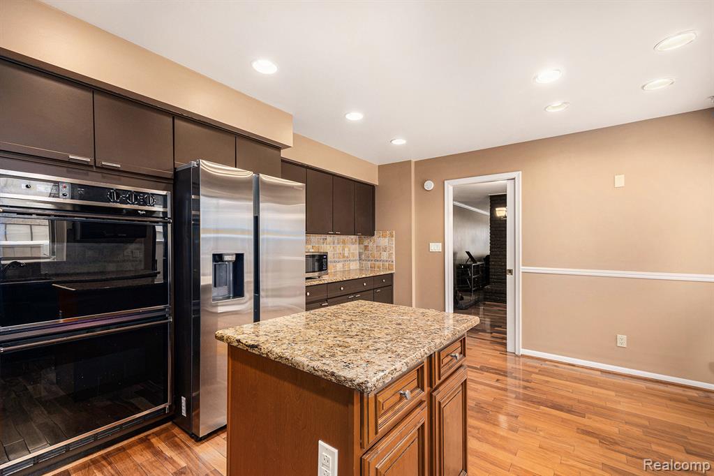 7411 Pebble Point, West Bloomfield, MI — Photo 11