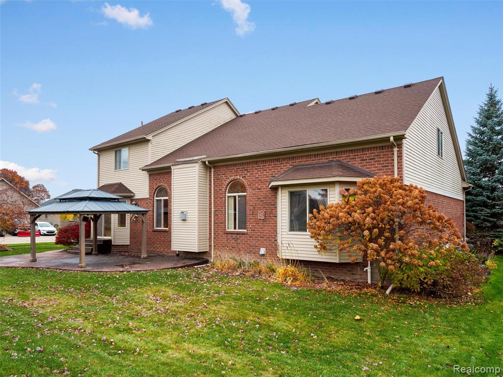 50100 Victoria Place, Macomb, MI 48044 — Photo 57