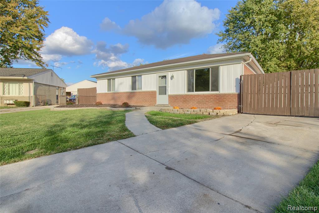 9985 Jackson Lane, Van Buren, MI 48111 — Photo 3