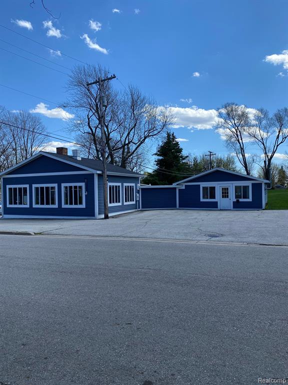 815 GIBBS Street, Caro, MI 48723 — Photo 2