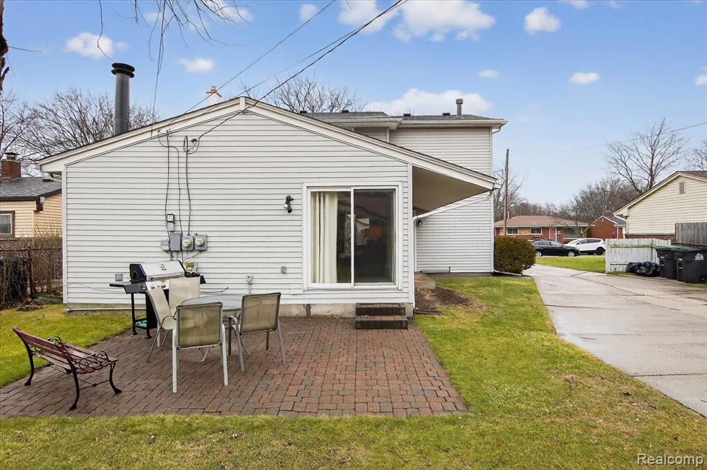 9640 Dudley Street, Taylor, MI 48180 — Photo 35