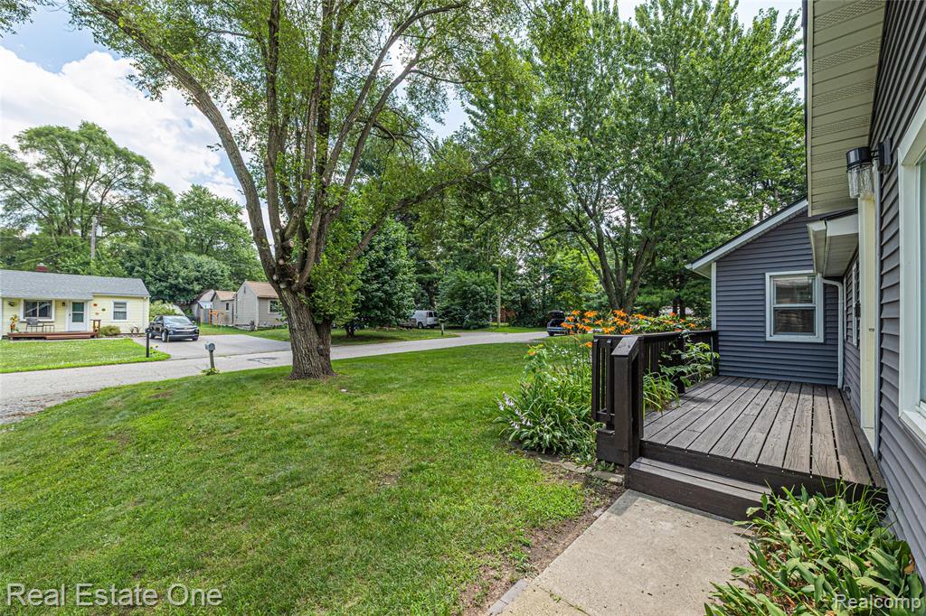 708 Birmingham Street, Lake Orion, MI 48362 — Photo 22