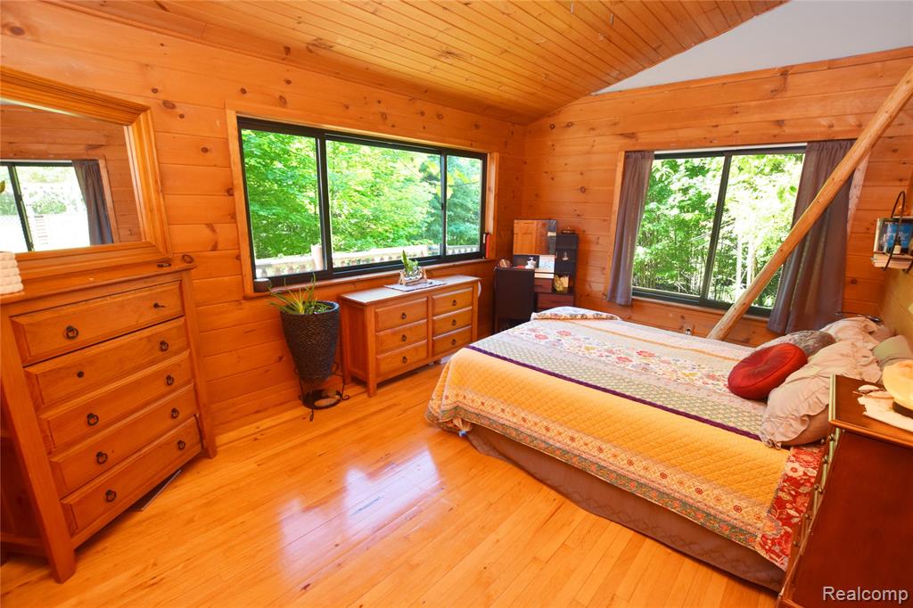 5298 Clear Lake Road, North Branch, MI 48461 — Photo 9