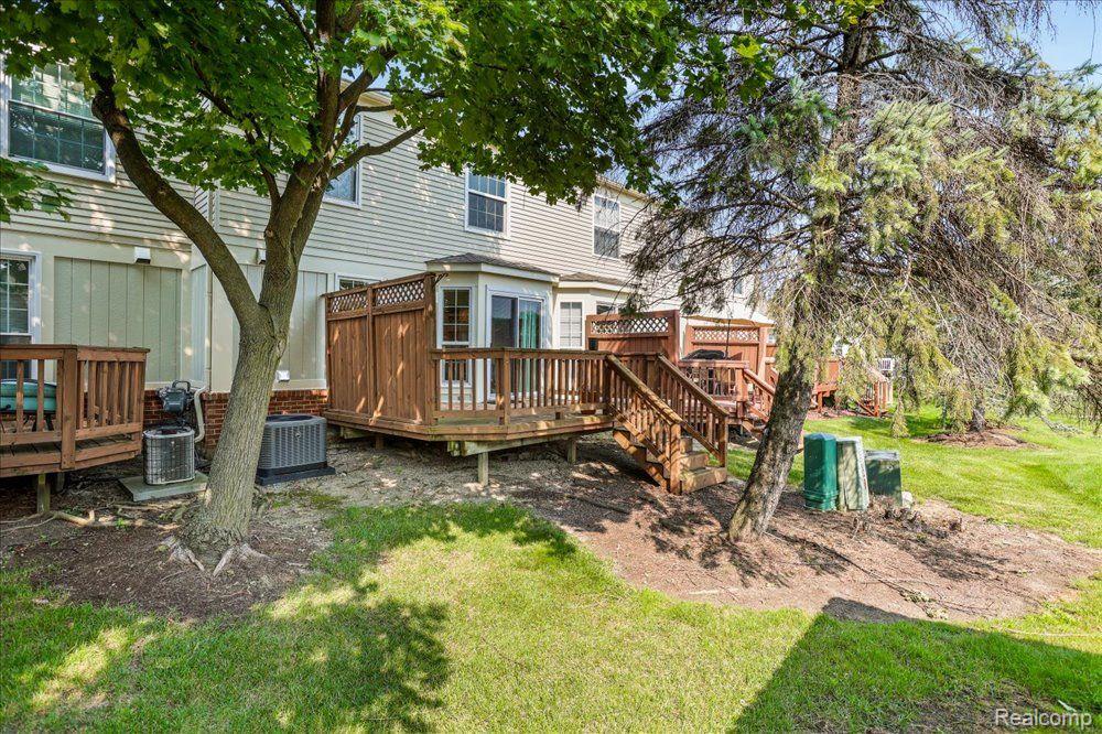 1653 Bennington Court, Canton, MI 48188 — Photo 34