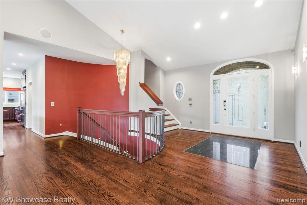 1539 Wandrei Court, Commerce Twp, MI 48382 — Photo 10