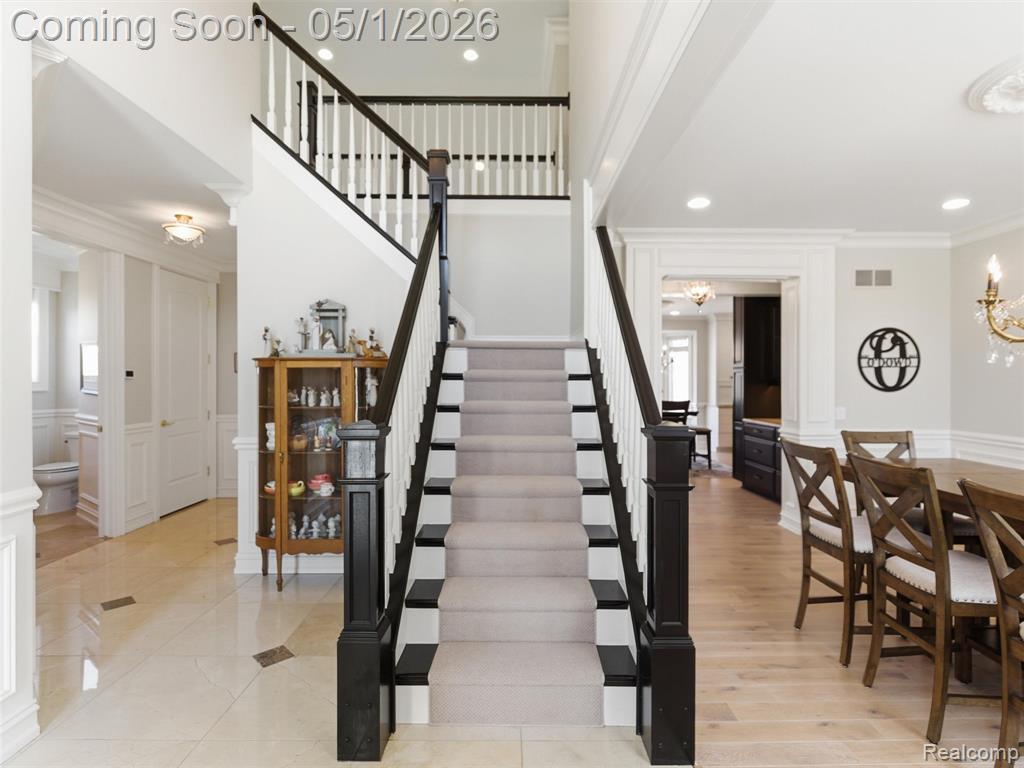 1450 Greythorne Drive, Lake Orion, MI — Photo 18