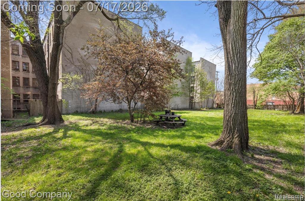 1031 Hubbard Street, Detroit, MI 48209 — Photo 26