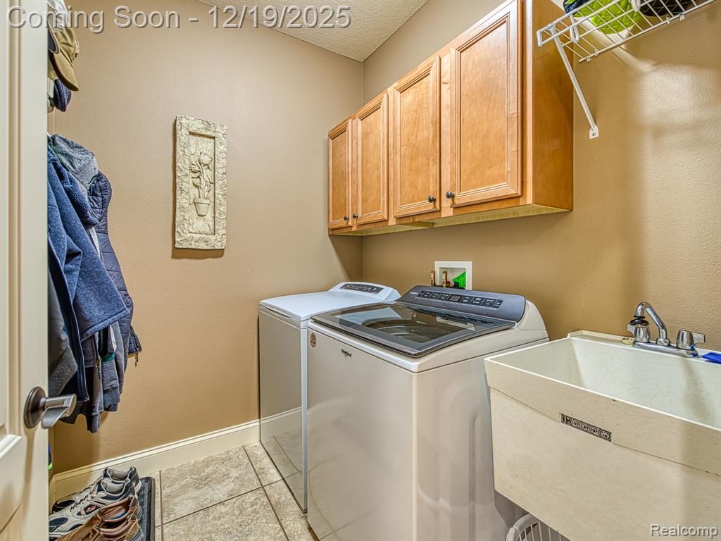 7087 Sierra Lane, Temperance, MI 48182 — Photo 36