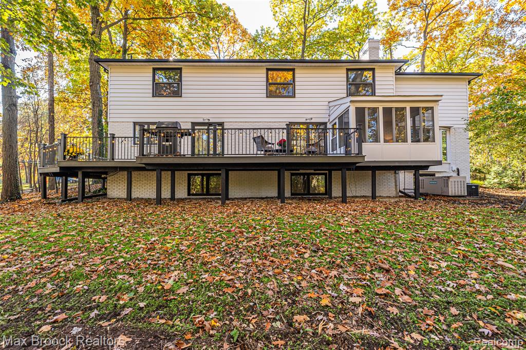 433 Whippers In Court, Bloomfield Hills, MI 48304 — Photo 33