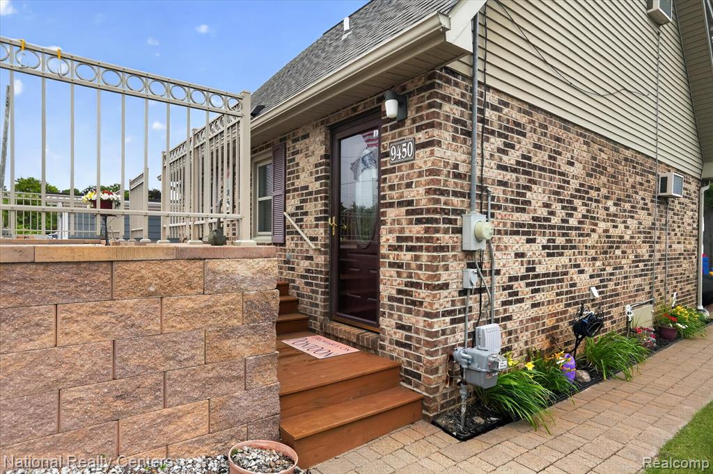 9450 Dexter Pinckney Road, Pinckney, MI 48169 — Photo 5
