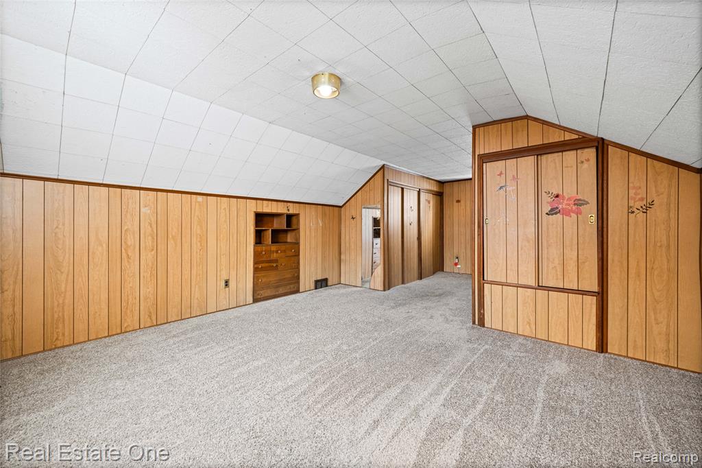 20688 Fleetwood Drive, Harper Woods, MI 48225 — Photo 27